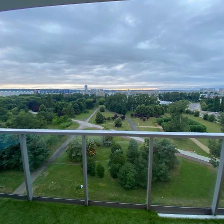 Apartament Przy Plazy De Luxe 70M2 Apartment Gdansk Bagian luar foto